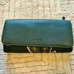 Vera Bradley trifold wallet